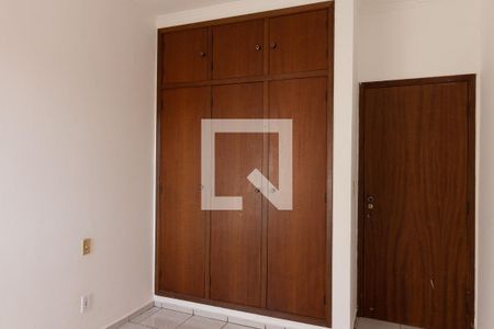 Apartamento para alugar com 120m², 3 quartos e 2 vagas Apartamento para alugar com 120m², 3 quartos e 2 vagasQuarto 3