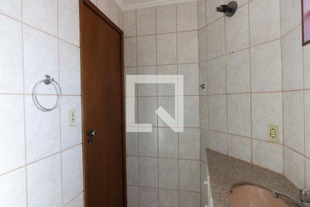 Apartamento para alugar com 120m², 3 quartos e 2 vagas Apartamento para alugar com 120m², 3 quartos e 2 vagasBanheiro da Suíte