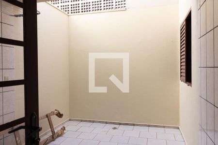 Apartamento para alugar com 120m², 3 quartos e 2 vagas Apartamento para alugar com 120m², 3 quartos e 2 vagasLavanderia