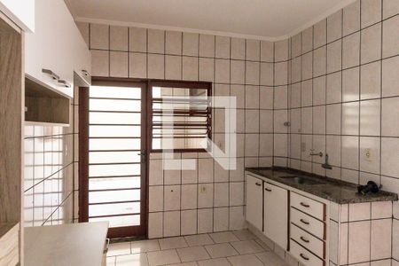 Apartamento para alugar com 120m², 3 quartos e 2 vagas Apartamento para alugar com 120m², 3 quartos e 2 vagasCozinha