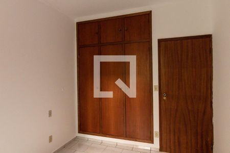 Apartamento para alugar com 120m², 3 quartos e 2 vagas Apartamento para alugar com 120m², 3 quartos e 2 vagasQuarto 2