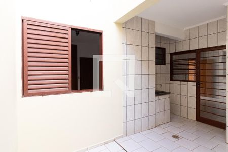 Apartamento para alugar com 120m², 3 quartos e 2 vagas Apartamento para alugar com 120m², 3 quartos e 2 vagasLavanderia