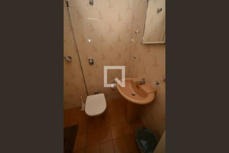 Casa à venda com 101m², 4 quartos e 2 vagas Casa à venda com 101m², 4 quartos e 2 vagasBanheiro 2