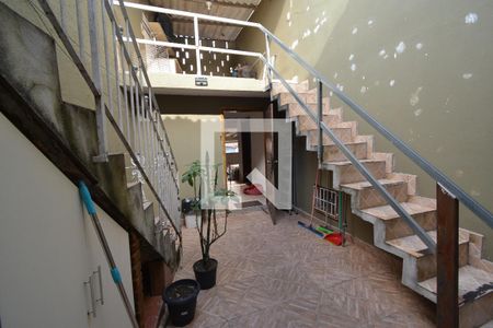 Casa à venda com 101m², 4 quartos e 2 vagas Casa à venda com 101m², 4 quartos e 2 vagasÁrea comum