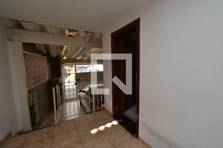 Casa à venda com 101m², 4 quartos e 2 vagas Casa à venda com 101m², 4 quartos e 2 vagasQuintal