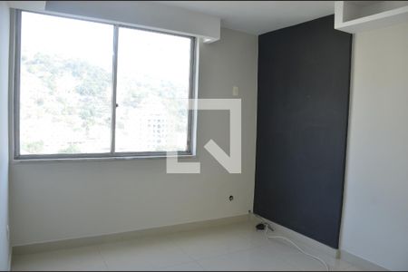 Quarto de apartamento à venda com 3 quartos, 190m² em Icaraí, Niterói