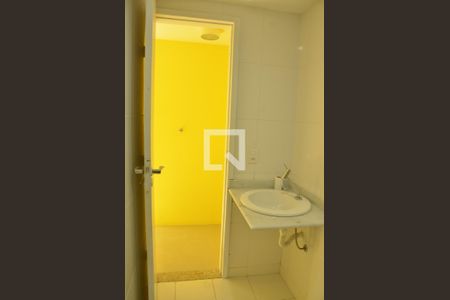 Banheiro da Suíte 1 de apartamento à venda com 3 quartos, 190m² em Icaraí, Niterói