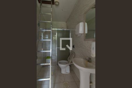 Casa à venda com 420m², 4 quartos e 4 vagasBanheiro de Serviço