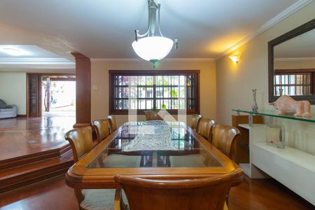 Sala de casa à venda com 4 quartos, 420m² em Santa Tereza, Porto Alegre