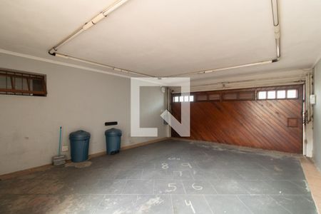 Casa à venda com 420m², 4 quartos e 4 vagasGaragem
