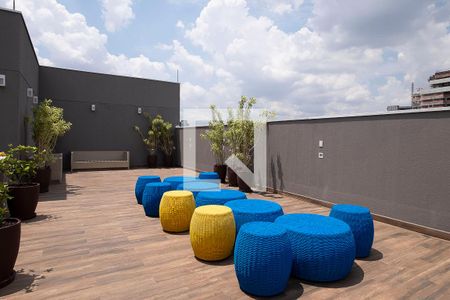 Deck de apartamento para alugar com 1 quarto, 24m² em Pinheiros, São Paulo