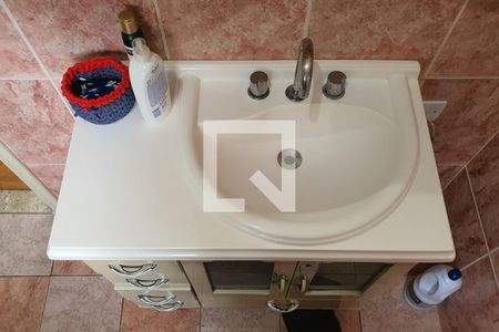 Casa à venda com 180m², 2 quartos e 1 vagaBanheiro