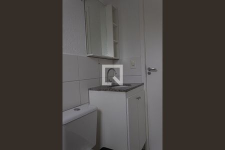 Banheiro de apartamento à venda com 2 quartos, 49m² em Rio Comprido, Rio de Janeiro