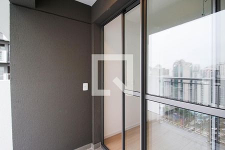 Apartamento à venda com 27m², 1 quarto e sem vaga Apartamento à venda com 27m², 1 quarto e sem vagaVaranda