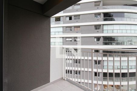 Apartamento à venda com 27m², 1 quarto e sem vaga Apartamento à venda com 27m², 1 quarto e sem vagaVaranda