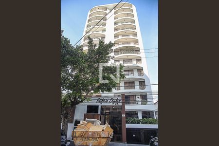 Apartamento à venda com 260m², 3 quartos e 2 vagasFachada
