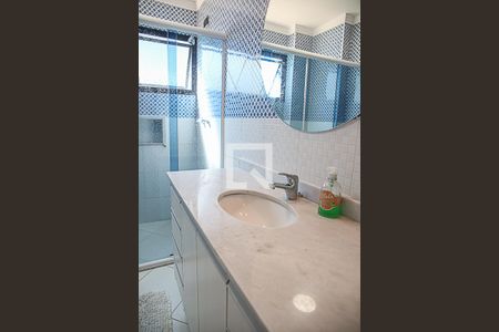 Apartamento à venda com 260m², 3 quartos e 2 vagasBanheiro da Suíte 1