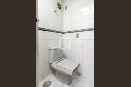 Apartamento à venda com 100m², 3 quartos e 1 vaga Apartamento à venda com 100m², 3 quartos e 1 vagaBanheiro da suíte 1