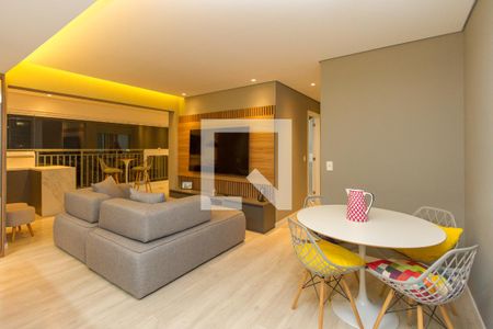 Sala de apartamento para alugar com 2 quartos, 80m² em Santo Amaro, São Paulo
