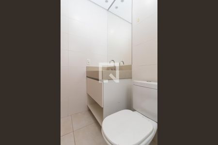 Apartamento à venda com 83m², 2 quartos e 2 vagasBanheiro da Suíte