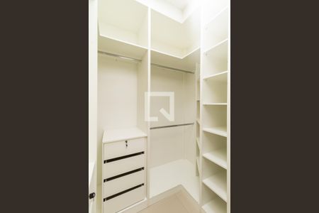 Apartamento à venda com 83m², 2 quartos e 2 vagasCloset da suíte