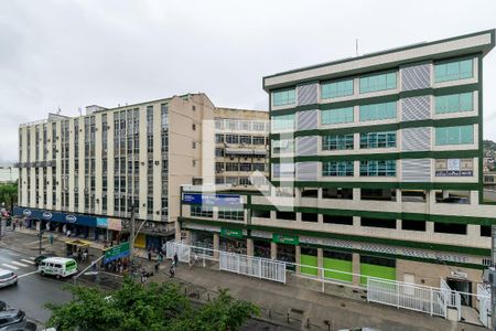 Vista  de apartamento à venda com 2 quartos, 79m² em Bonsucesso, Rio de Janeiro