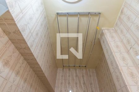 Apartamento à venda com 79m², 2 quartos e sem vagaBanheiro de Serviço