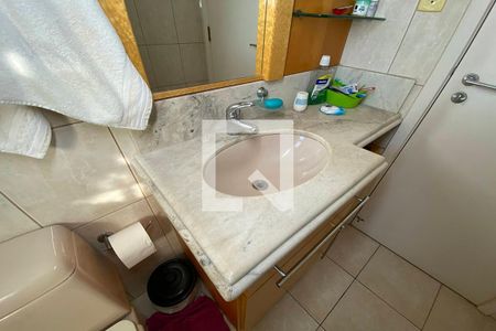 Apartamento à venda com 170m², 3 quartos e 2 vagasPia do Banheiro Social