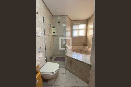 Apartamento à venda com 170m², 3 quartos e 2 vagasBanheiro da Suíte