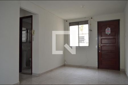 Sala de apartamento para alugar com 2 quartos, 47m² em Taquara, Rio de Janeiro