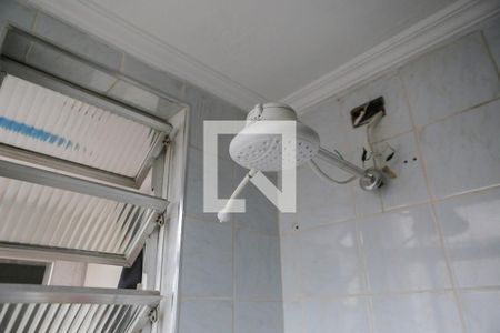 Apartamento para alugar com 90m², 2 quartos e 1 vaga Apartamento para alugar com 90m², 2 quartos e 1 vagaBanheiro da suíte