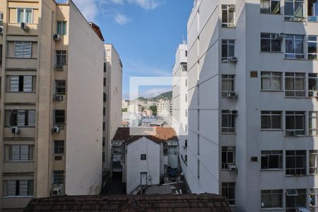 Apartamento à venda com 152m², 3 quartos e 2 vagas Apartamento à venda com 152m², 3 quartos e 2 vagasÁrea de Serviço Vista