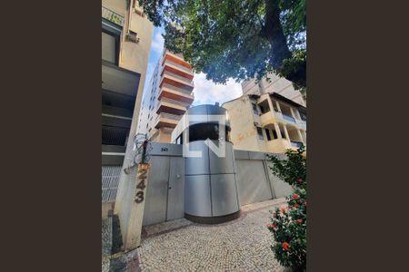 Apartamento à venda com 152m², 3 quartos e 2 vagas Apartamento à venda com 152m², 3 quartos e 2 vagasFachada