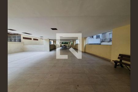 Apartamento à venda com 152m², 3 quartos e 2 vagas Apartamento à venda com 152m², 3 quartos e 2 vagasÁrea Comum - Playground