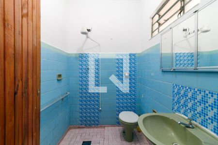 Casa para alugar com 60m², 2 quartos e 1 vaga Casa para alugar com 60m², 2 quartos e 1 vagaBanheiro