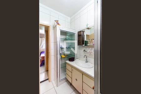 Casa à venda com 400m², 3 quartos e 3 vagas Casa à venda com 400m², 3 quartos e 3 vagasBanheiro da Suíte 2