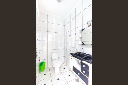 Casa à venda com 400m², 3 quartos e 3 vagas Casa à venda com 400m², 3 quartos e 3 vagasLavabo