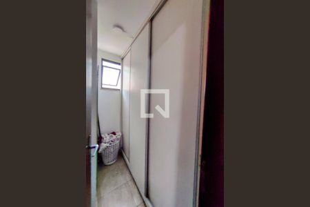 Casa de condomínio à venda com 220m², 4 quartos e 3 vagas2º Pav - Closet da Suite 2