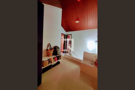 Casa de condomínio à venda com 220m², 4 quartos e 3 vagas2º Pav - Hall