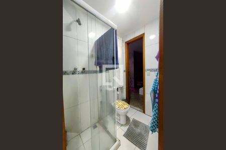 Casa de condomínio à venda com 220m², 4 quartos e 3 vagas2º Pav - Banheiro da Suite 3 e Suite 4