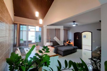 1º Pav - Sala de casa de condomínio à venda com 4 quartos, 220m² em Taquara, Rio de Janeiro