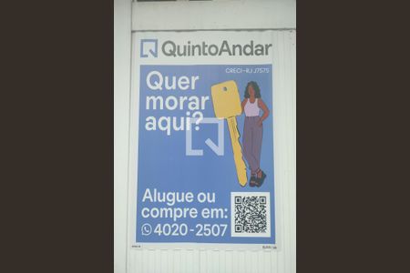 Casa de condomínio à venda com 220m², 4 quartos e 3 vagasPlaquinha