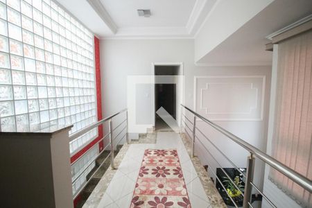 Casa à venda com 430m², 3 quartos e 3 vagasCorredor