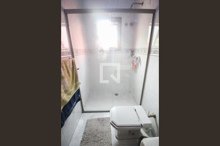 Casa à venda com 430m², 3 quartos e 3 vagasBanheiro do Quarto 2