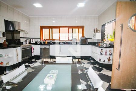 Casa à venda com 430m², 3 quartos e 3 vagasCozinha