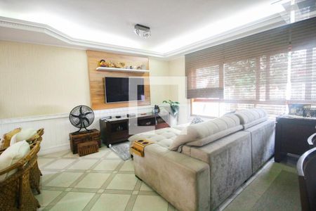 Casa à venda com 430m², 3 quartos e 3 vagasSala