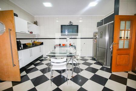 Casa à venda com 430m², 3 quartos e 3 vagasCozinha