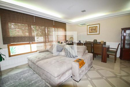 Sala de casa à venda com 3 quartos, 430m² em Conjunto Residencial Santa Terezinha, São Paulo