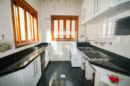 Casa à venda com 430m², 3 quartos e 3 vagasCozinha