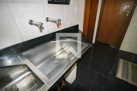 Casa à venda com 430m², 3 quartos e 3 vagasCozinha